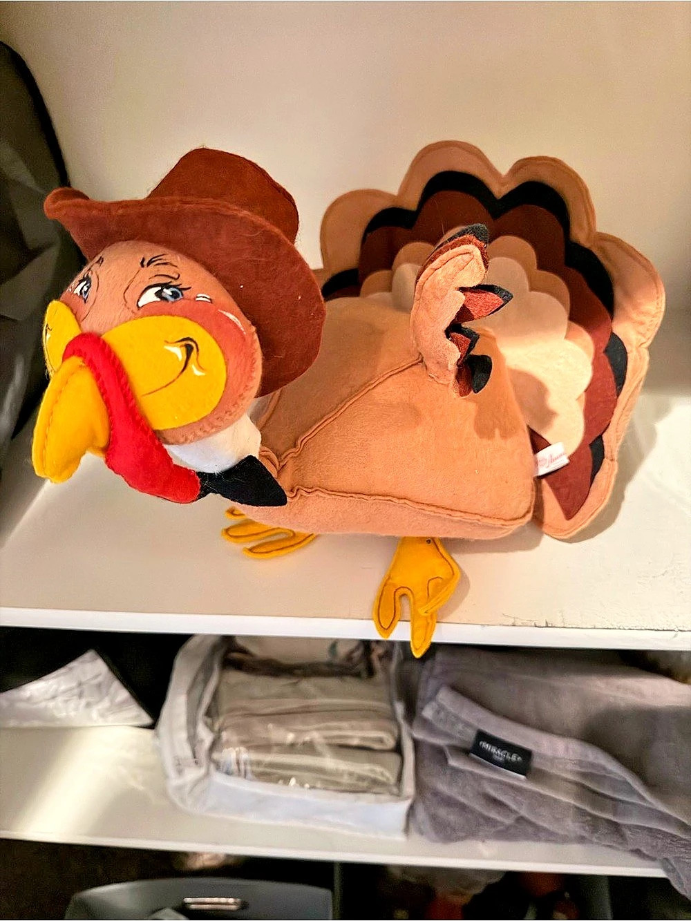 Annalee Mobilitee Dolls Thanksgiving Turkey with Pilgrim Hat